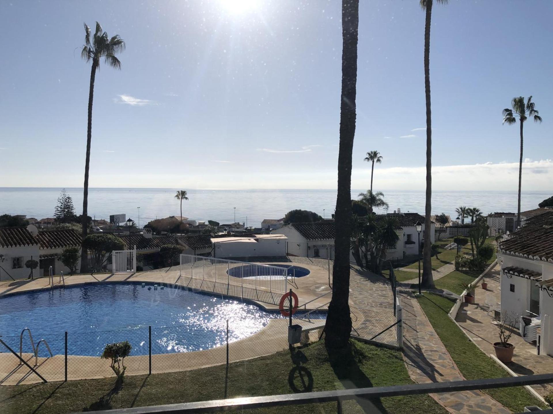 Buganvillas, La Cala De